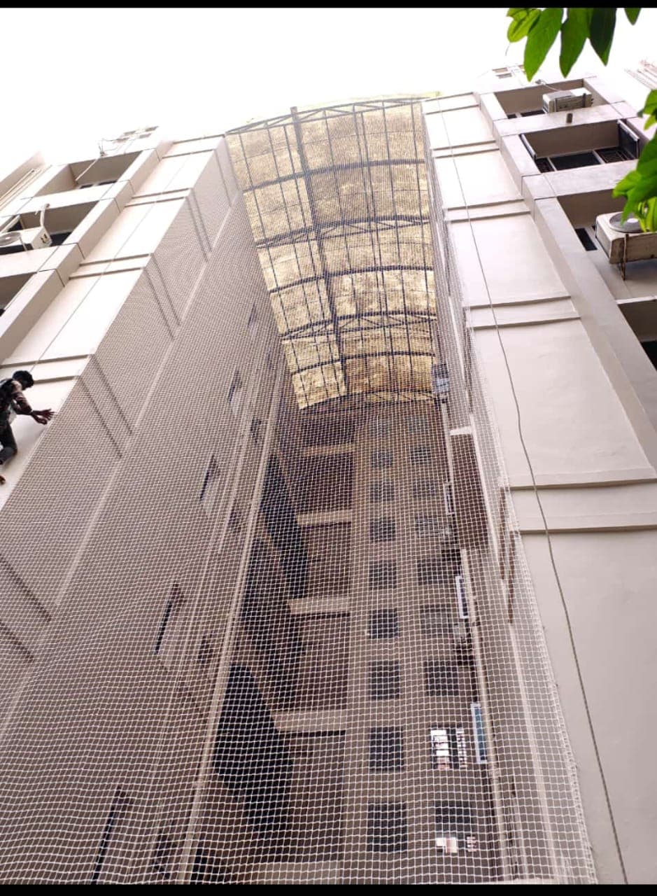 Duct area nets installation photo 2 — dc8
